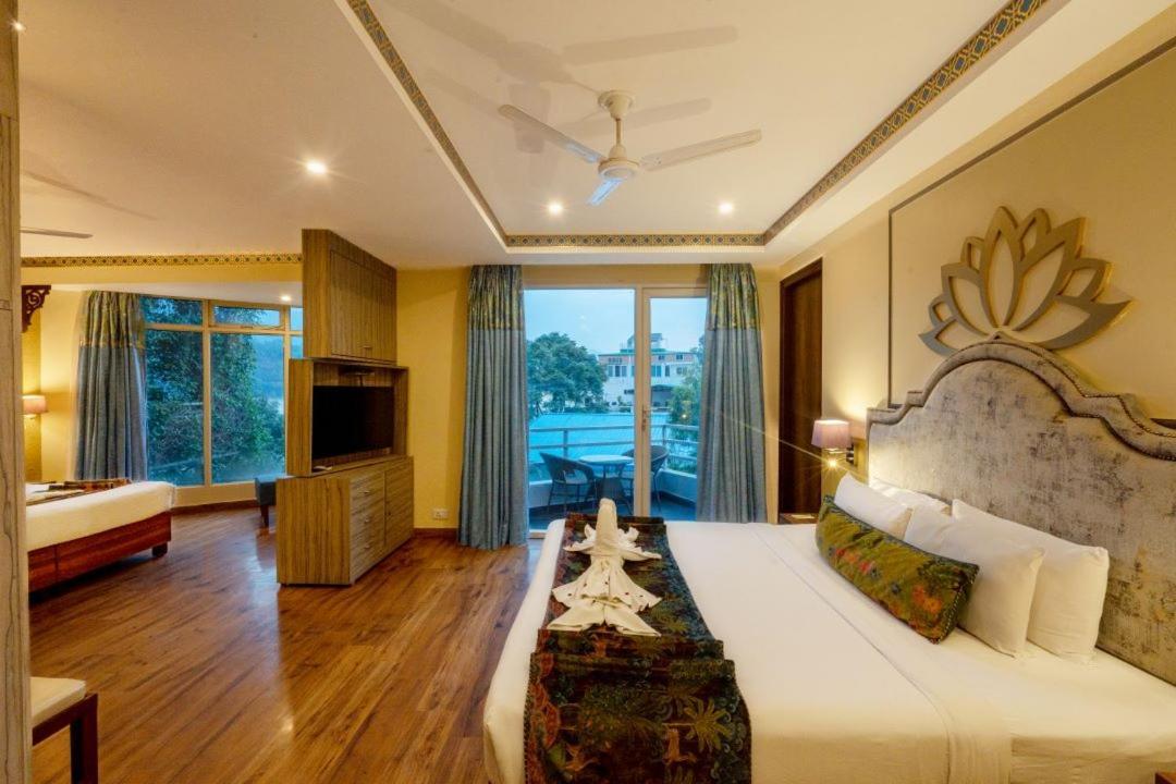 Ganga Kinare- A Riverside Boutique Resort, Rishīkesh Esterno foto