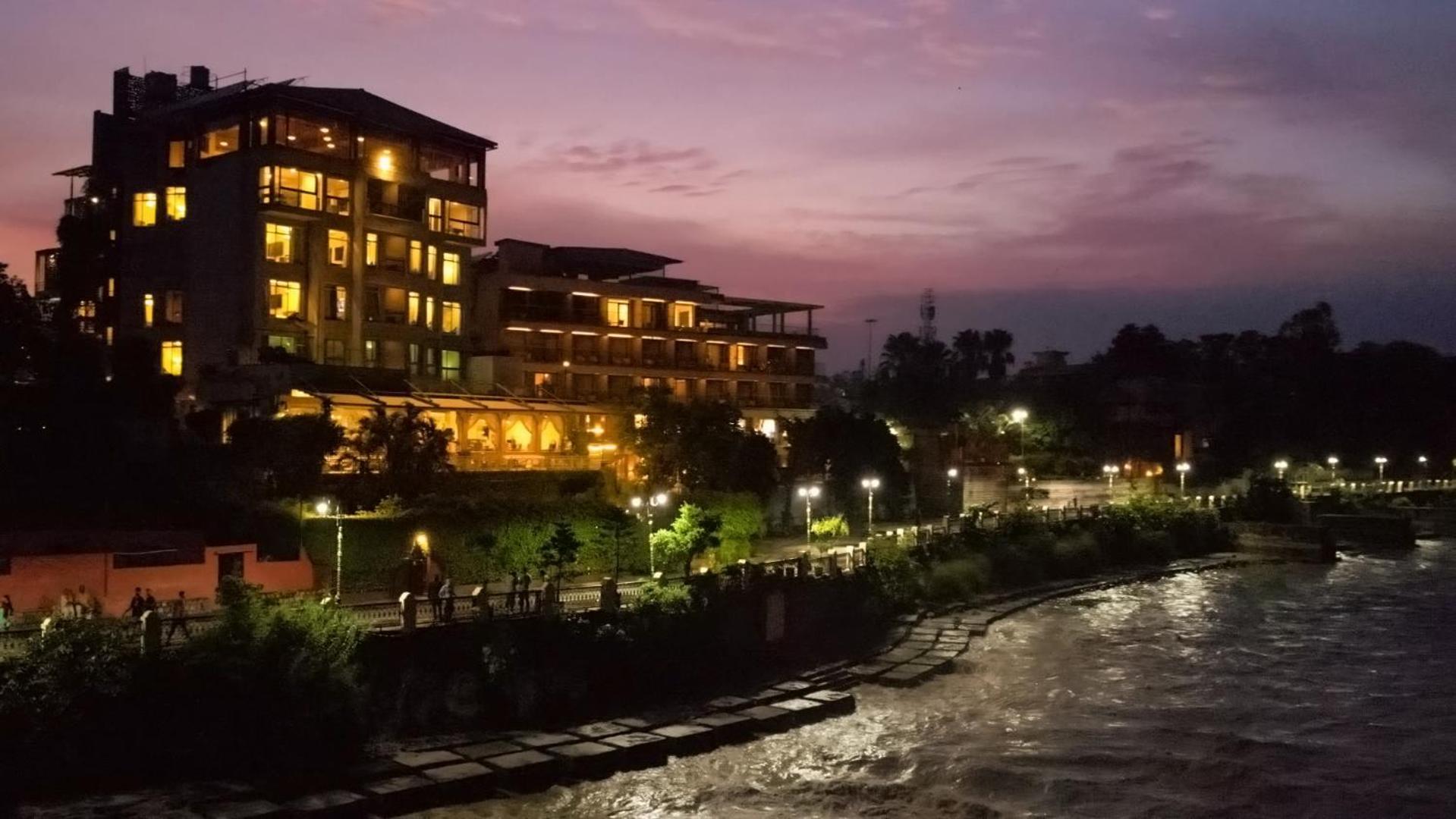 Ganga Kinare- A Riverside Boutique Resort, Rishīkesh Esterno foto